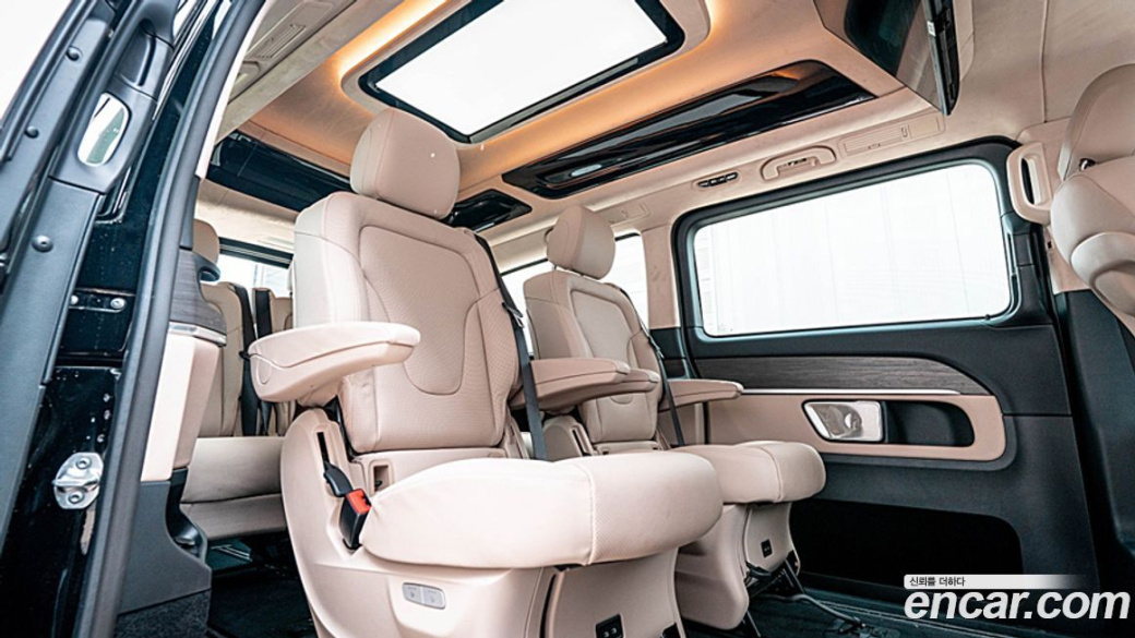 Mercedes-Benz V-Class V300 CDI, 2025