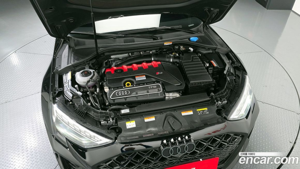 Audi RS3 2.5 TFSI Quattro Carbon Edition, 2025
