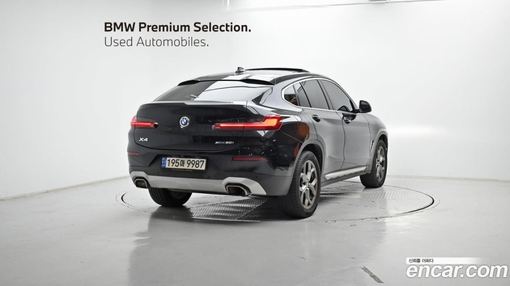 BMW X4 xDrive20i xLine, 2022
