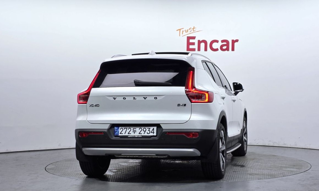 Volvo XC40 B4 Ultimate Bright, 2023