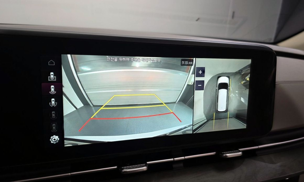 Kia Carnival 9-Seater Signature, 2023
