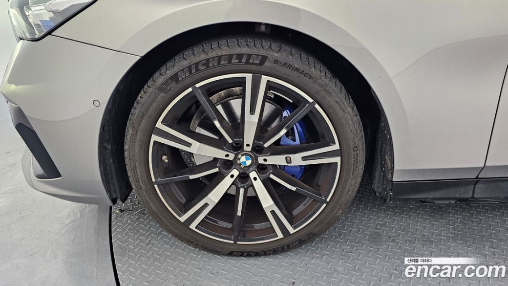 BMW 5-Series 530i xDrive M Sport, 2025