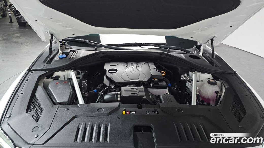 Genesis GV70 2.5T Gasoline 2WD, 2025