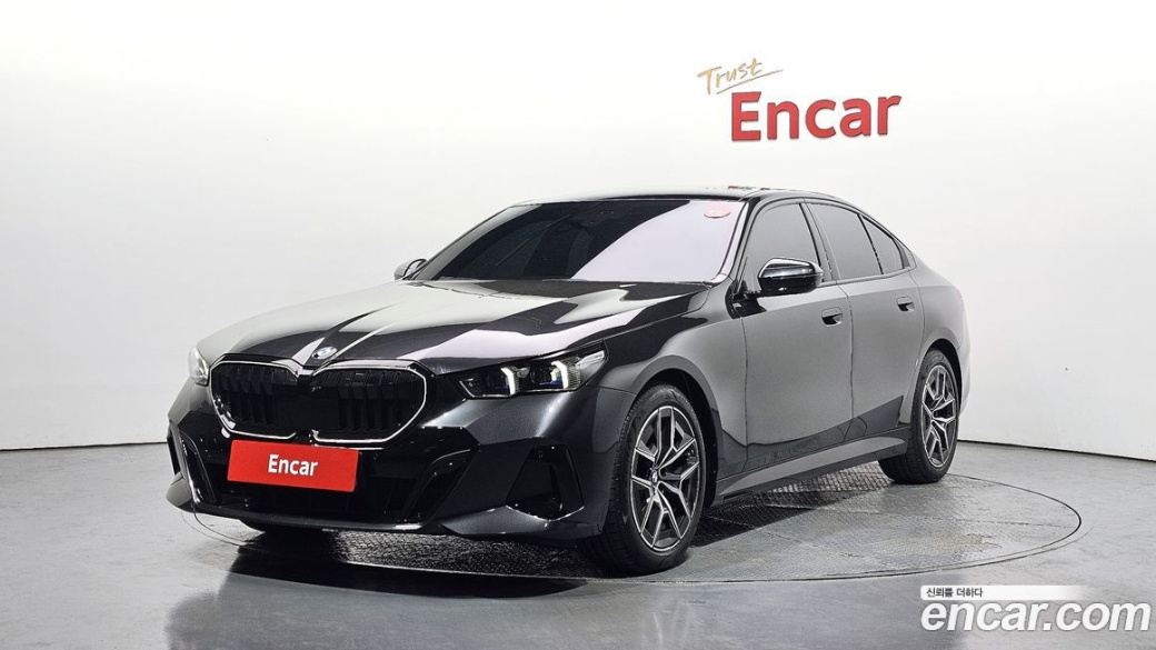 BMW 5-Series 520i M Sport, 2026