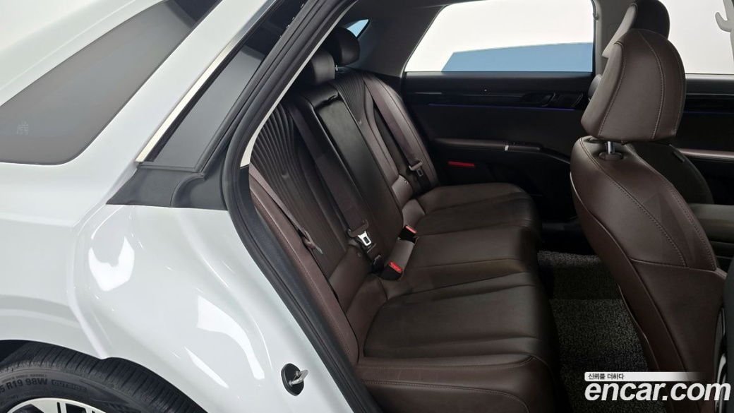 Hyundai Grandeur 2,5 Gasoline 2WD, 2023