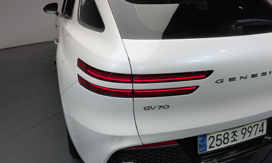 Genesis GV70 2.5T Gasoline 2WD, 2024