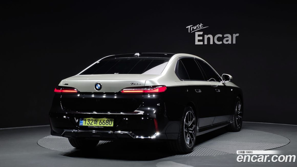 BMW 7-Series 740d xDrive M Sport, 2025