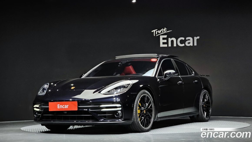 Porsche Panamera 4.0 Turbo S, 2021