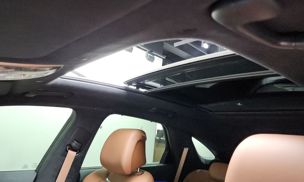 Genesis GV70 2.5T Gasoline AWD, 2025