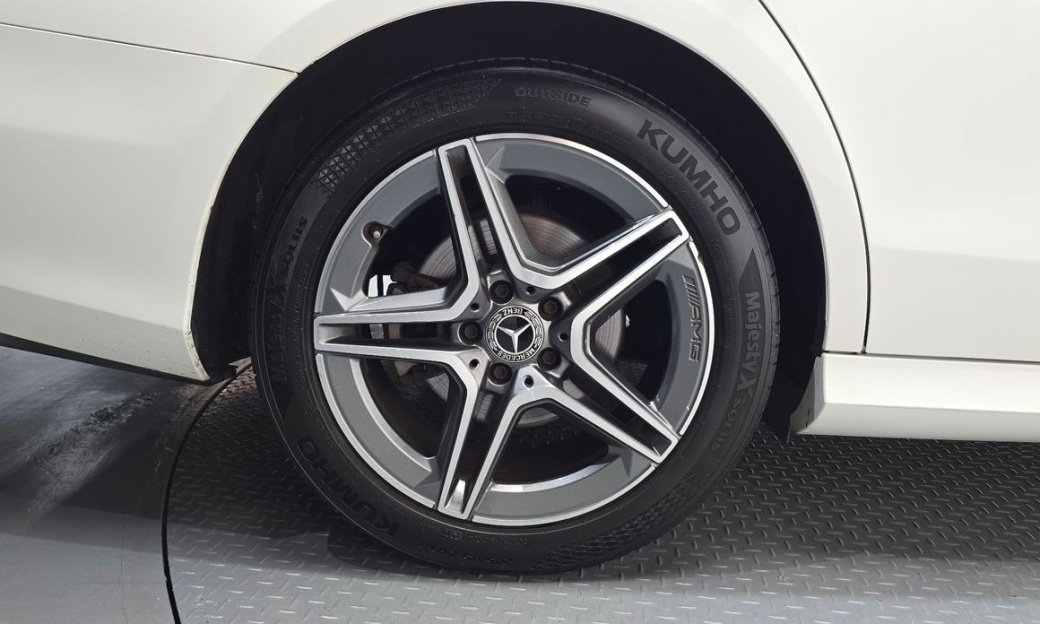 Mercedes-Benz E-Class E250 AMG Line, 2023
