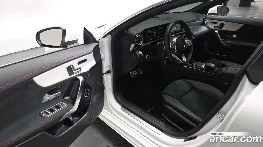 Mercedes-Benz CLA-Class CLA250 4MATIC, 2023