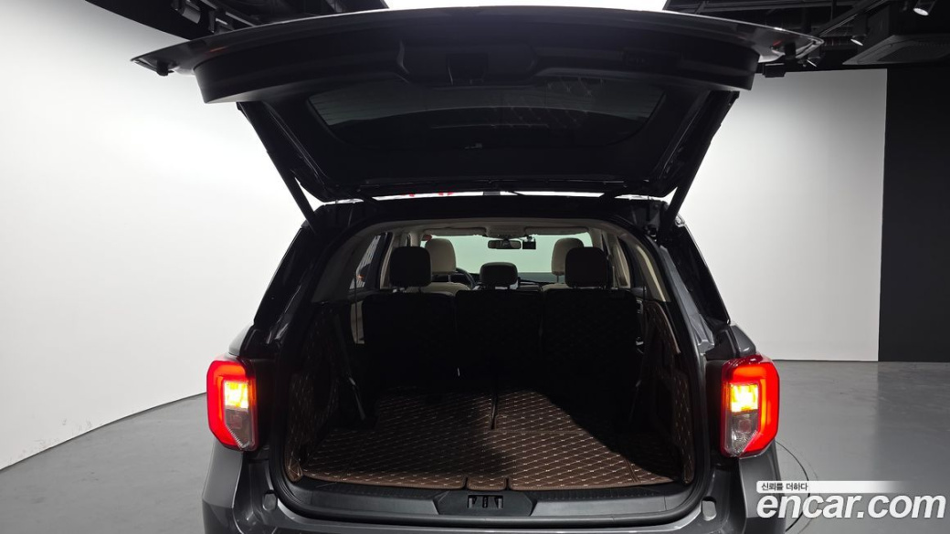 Ford Explorer 2.3 LimIted 4WD, 2022