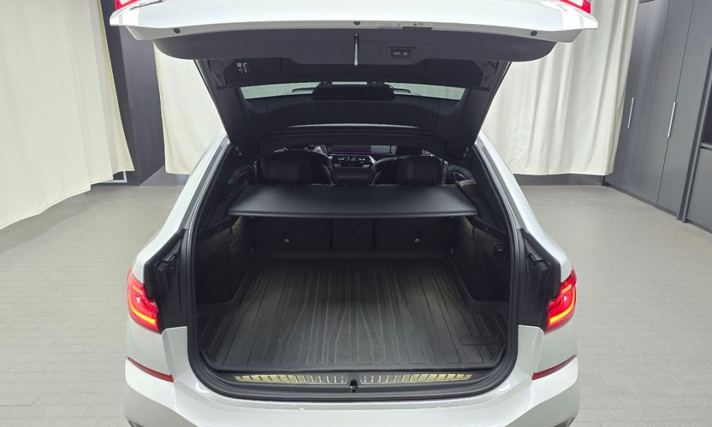 BMW Gran Turismo 630i xDrive M Sport, 2024