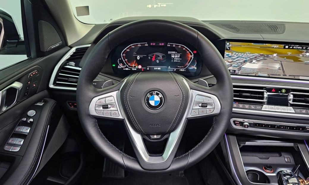 BMW X7 xDrive 40d Design Pure Excellence 7-Seater, 2022