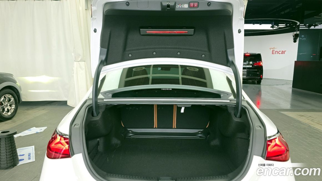 Mercedes-Benz E-Class E450 4MATIC Exclusive, 2024