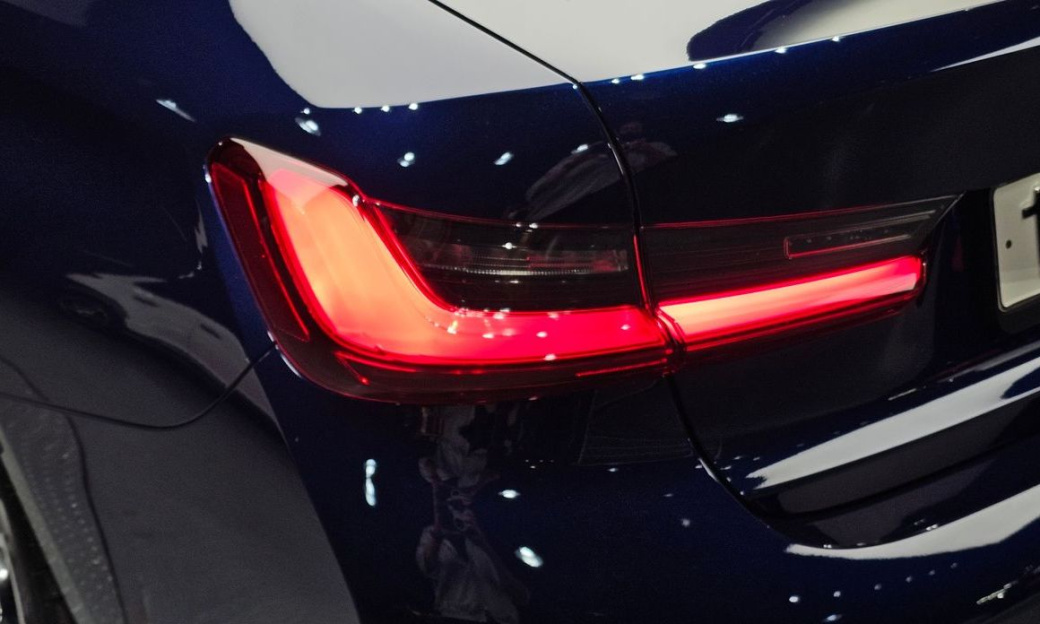 BMW 3-Series 320i M Sport, 2025