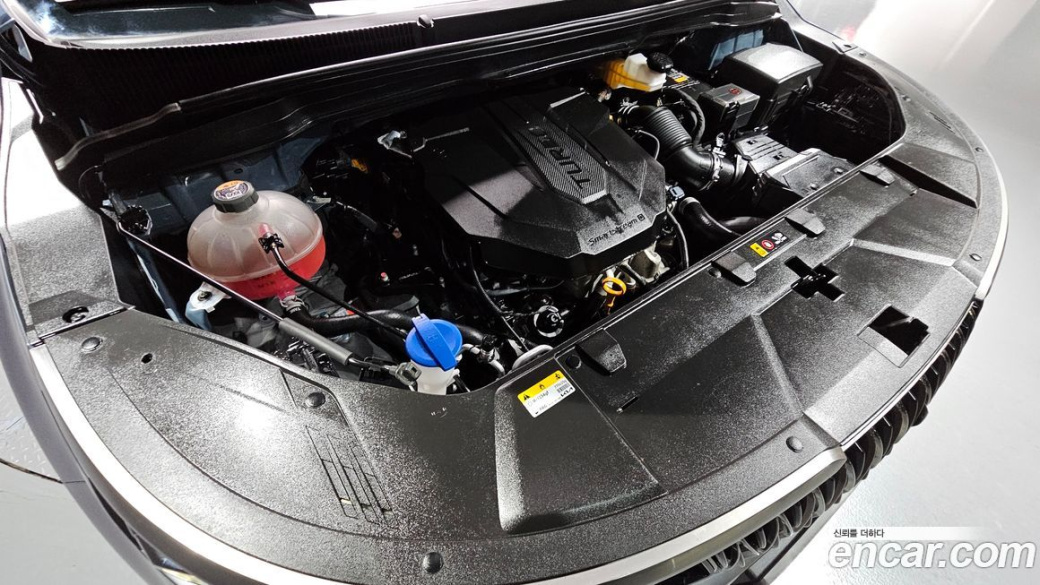 Kia Carnival 9-Seater Signature, 2023