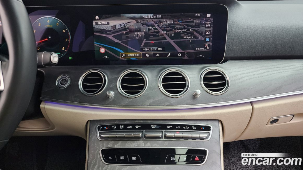 Mercedes-Benz E-Class E350 4MATIC Avantgarde, 2022