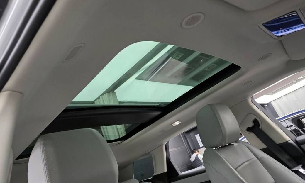 Land Rover Range Rover Evoque P250 S, 2024
