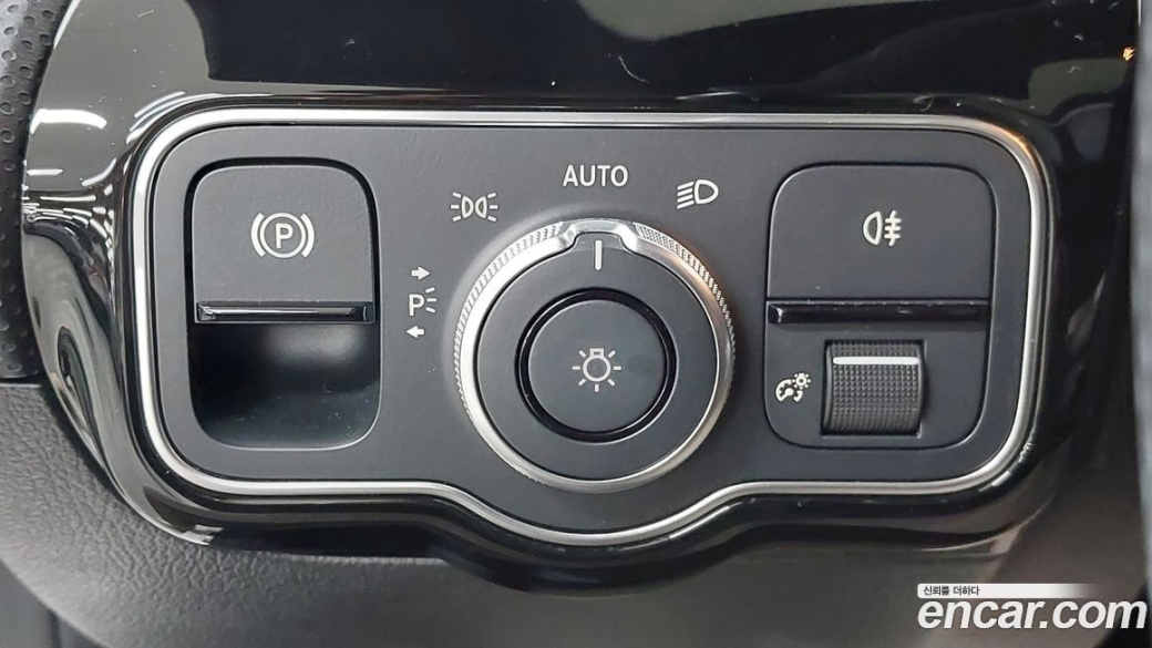 Mercedes-Benz CLA-Class CLA250 4MATIC, 2023