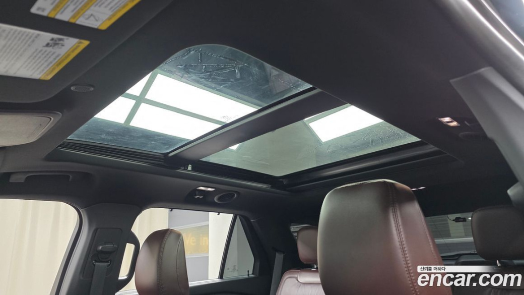 Ford Explorer 3.0 Platinum 4WD, 2022