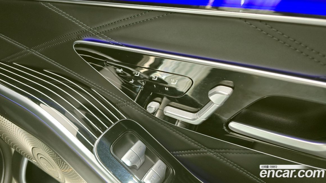Mercedes-Benz S-Class Maybach S580 4MATIC, 2021