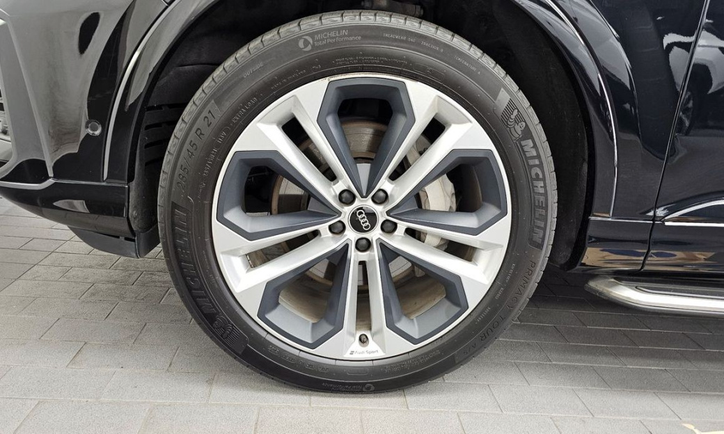 Audi Q7 55 TFSI Quattro Premium, 2022