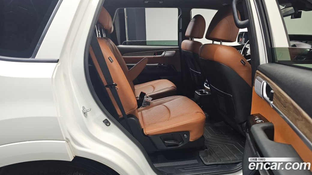 Kia Mohave Diesel 3.0 4WD 6-Seater, 2024