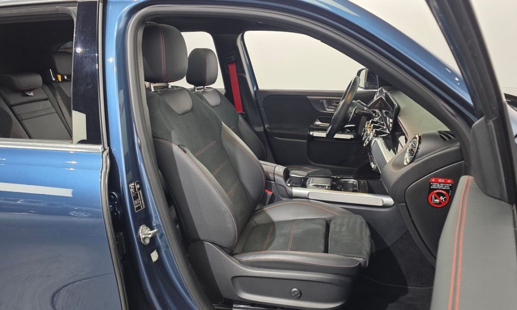 Mercedes-Benz GLB-Class AMG GLB35 4MATIC, 2022
