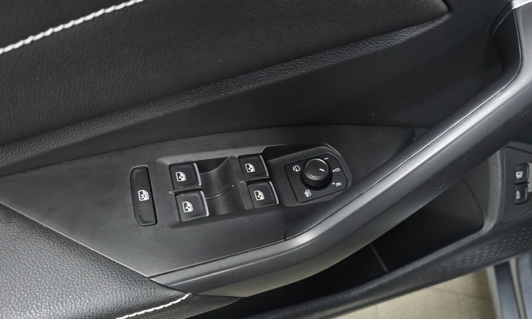 Volkswagen Jetta 1.5 TSI Prestige, 2023