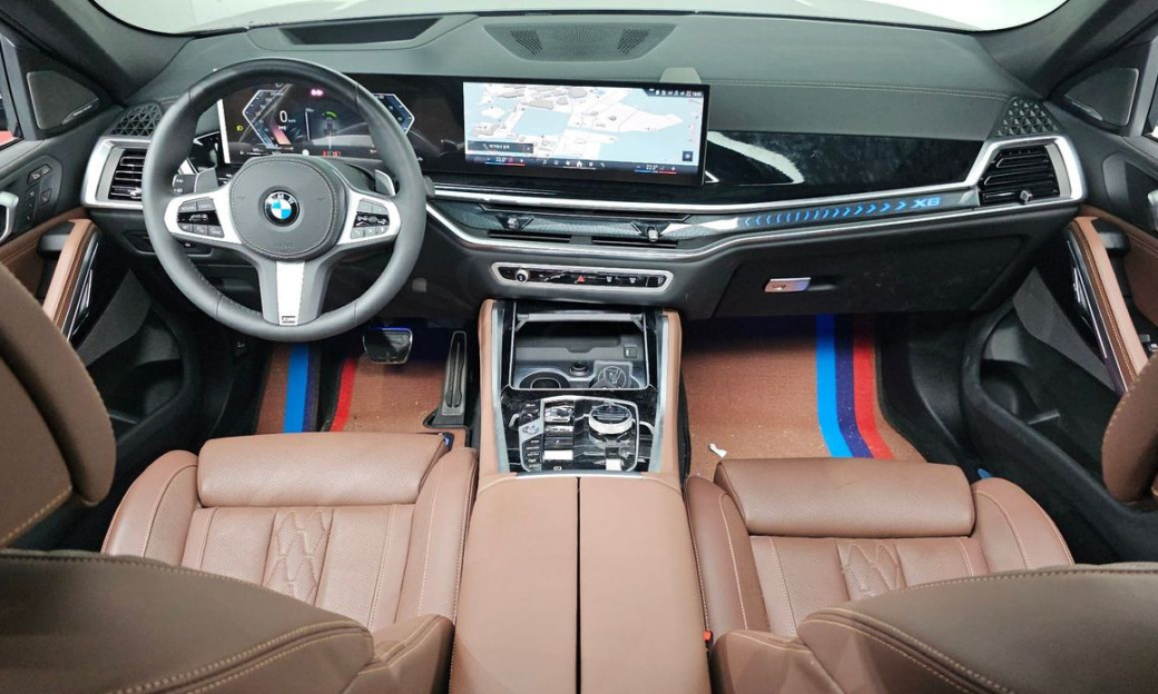 BMW X6 xDrive40i M Sport, 2025