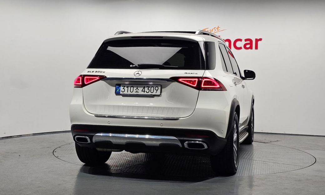 Mercedes-Benz GLE-Class GLE300d 4MATIC, 2022