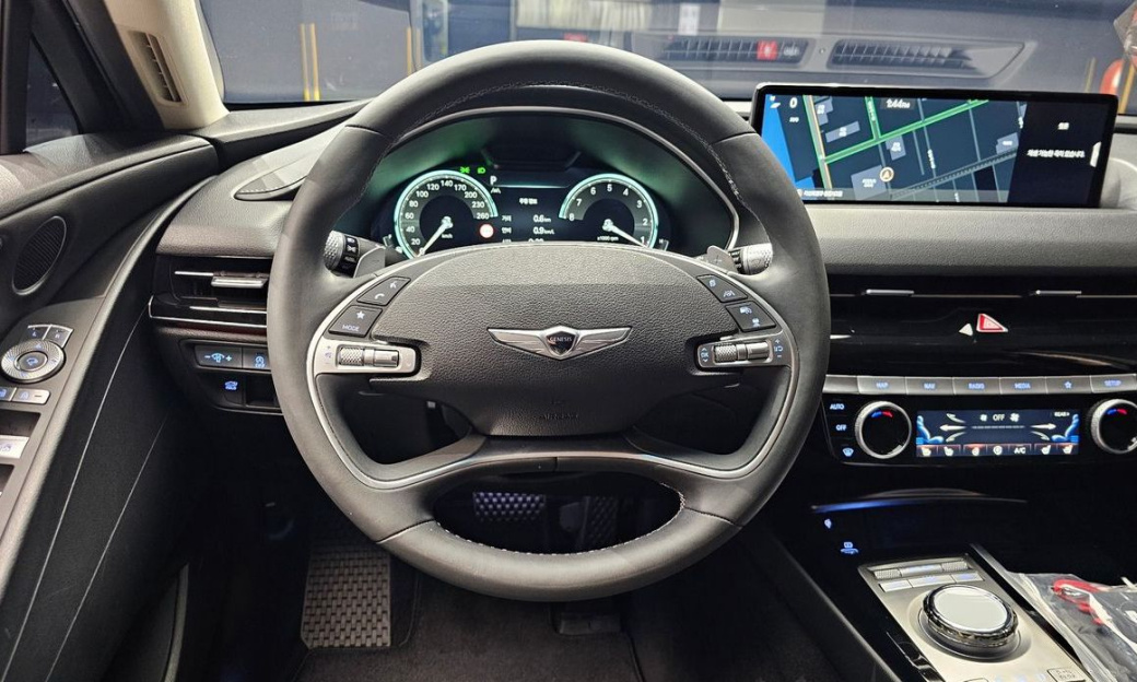 Genesis G80 Gasoline 2.5 Turbo 2WD, 2024