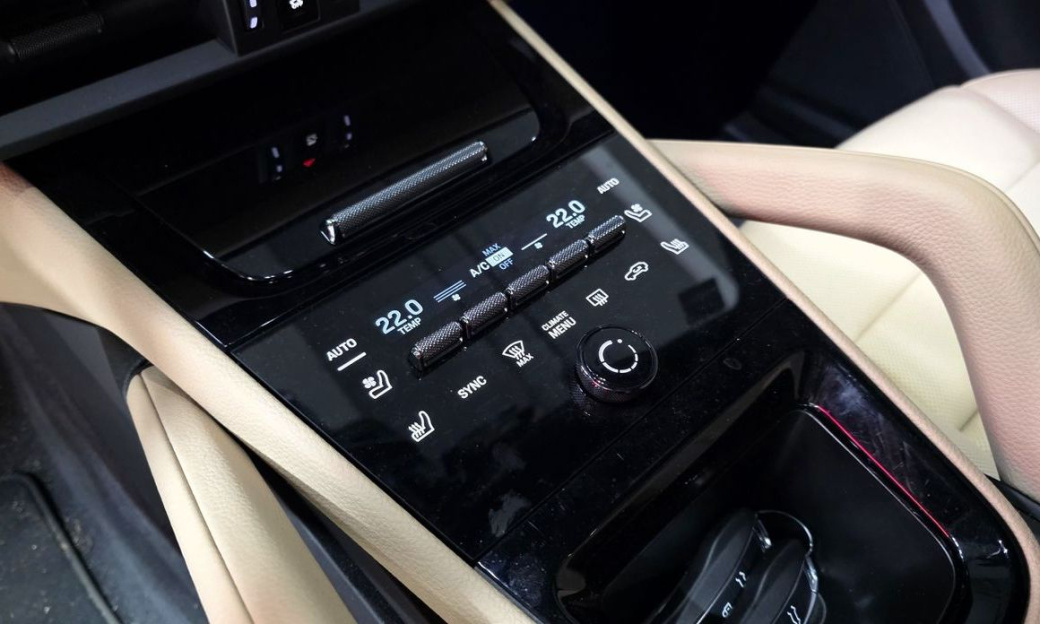 Porsche Cayenne 3.0, 2025