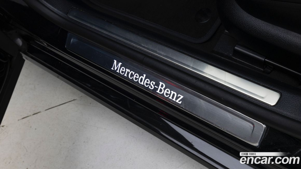 Mercedes-Benz S-Class S350 d 4MATIC, 2025