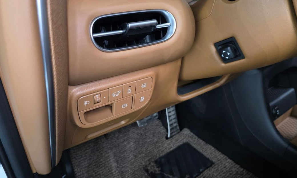 Hyundai Palisade Gasoline 2.5T 4WD 7-Seater, 2025