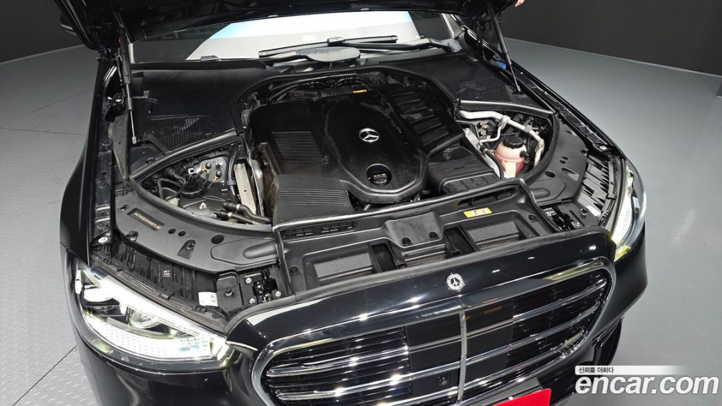 Mercedes-Benz S-Class S500L 4MATIC, 2022
