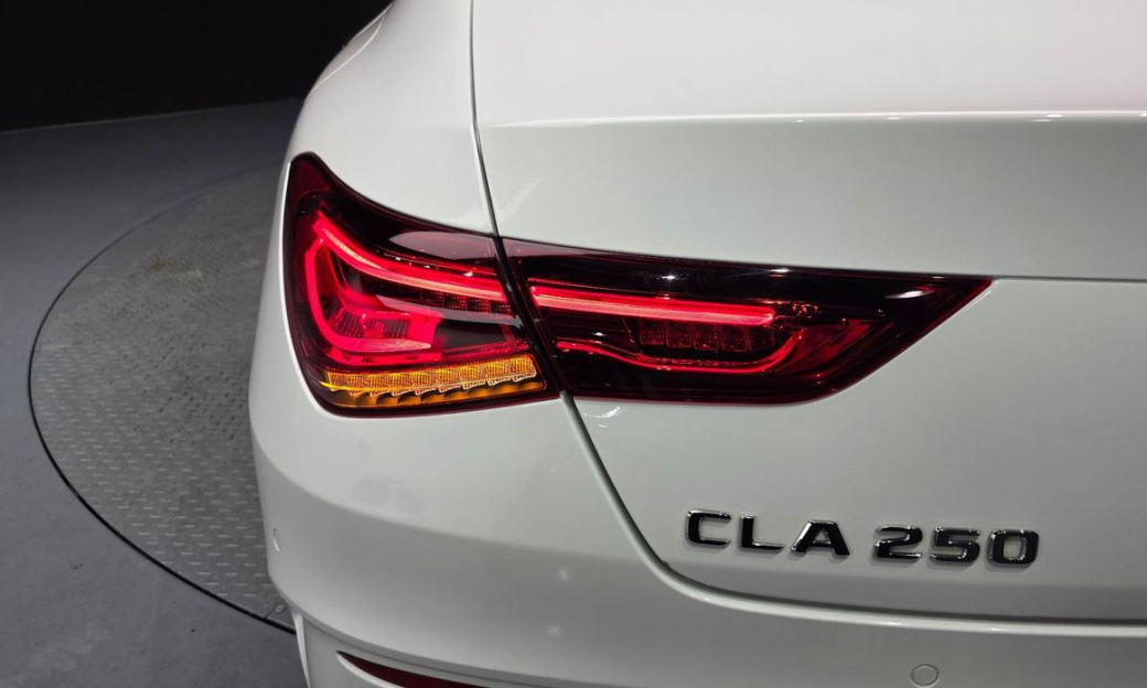 Mercedes-Benz CLA-Class CLA250 4MATIC, 2023