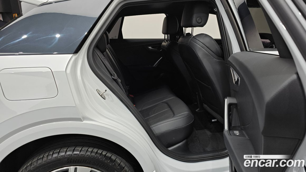 Audi Q2 35 TDI Premium, 2023
