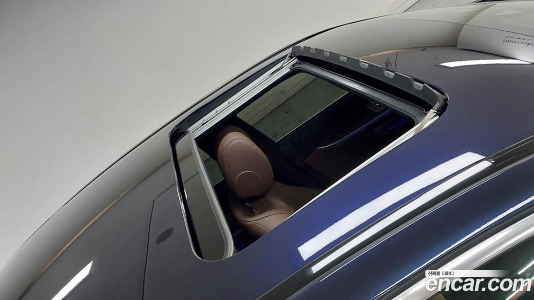 Mercedes-Benz E-Class E350 4MATIC Exclusive, 2023