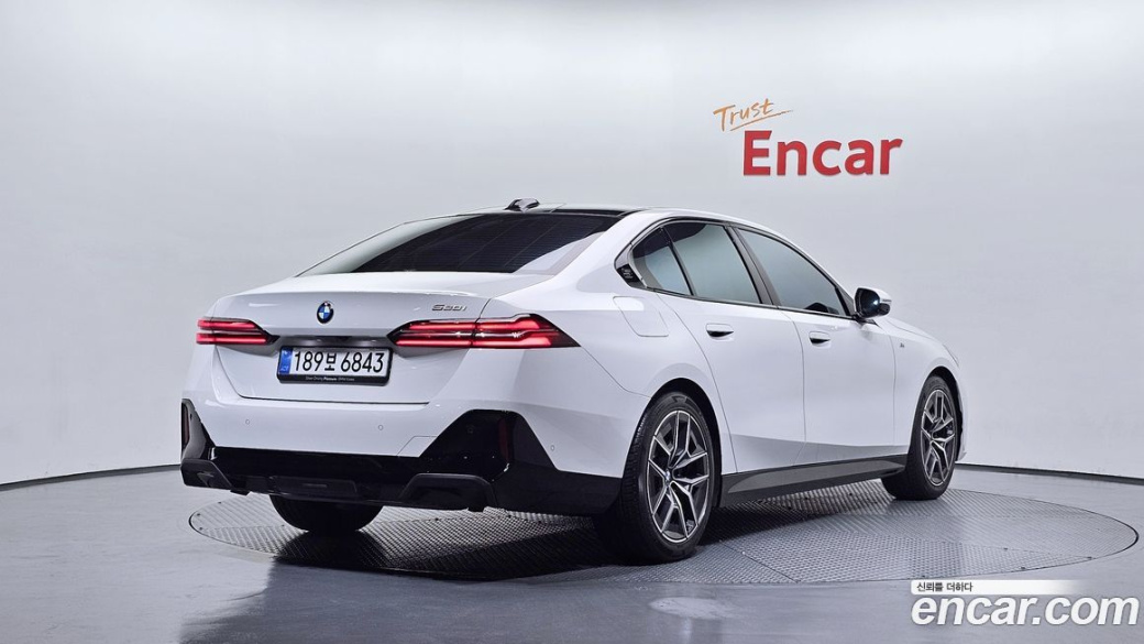 BMW 5-Series 520i M Sport, 2024
