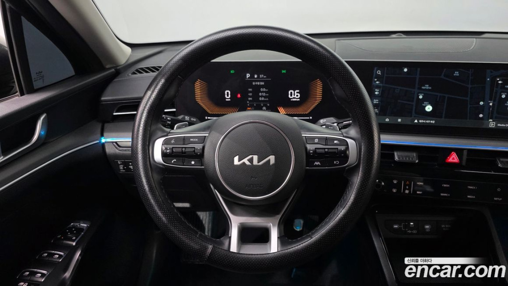 Kia K5 2.0, 2024