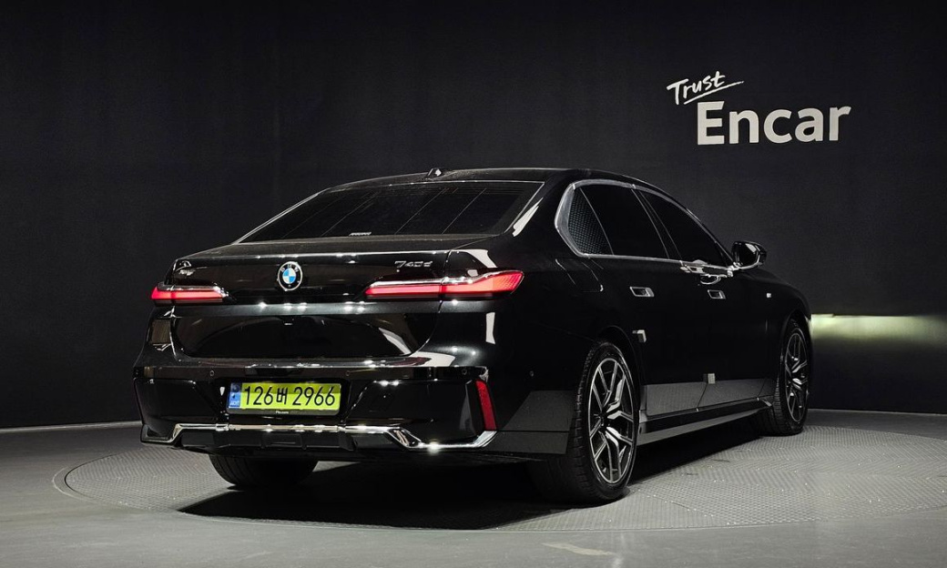 BMW 7-Series 740d xDrive M Sport, 2024