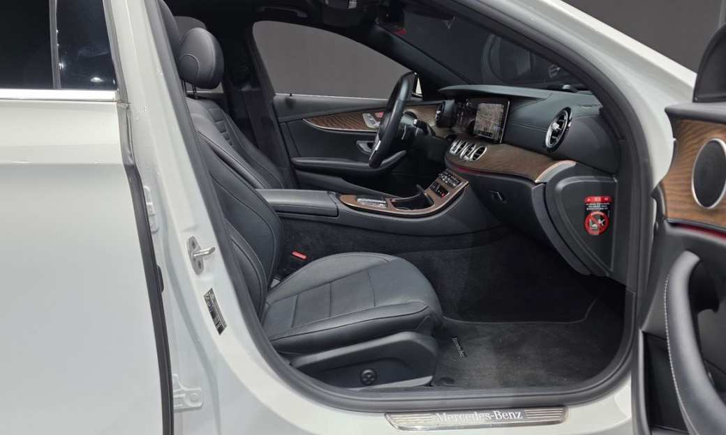 Mercedes-Benz E-Class E250 Exclusive, 2022