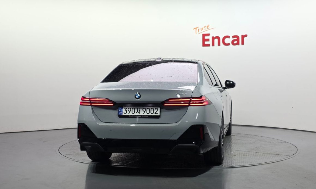 BMW 5-Series 520i M Sport, 2024