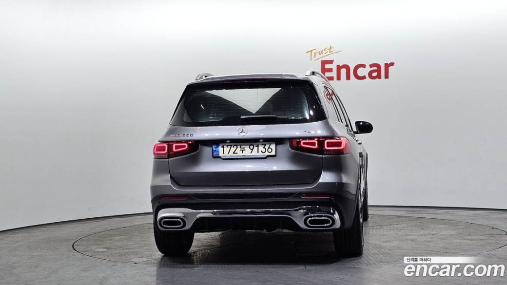 Mercedes-Benz GLB-Class GLB250 4MATIC, 2023