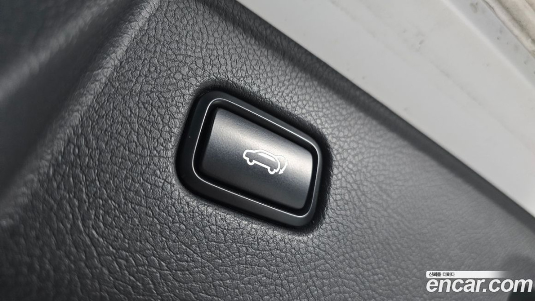 Kia Mohave Diesel 3.0 4WD 7-Seater, 2021