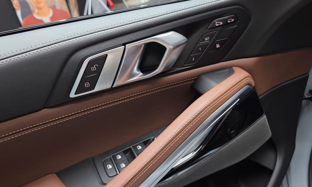 BMW X6 xDrive40i M Sport, 2025