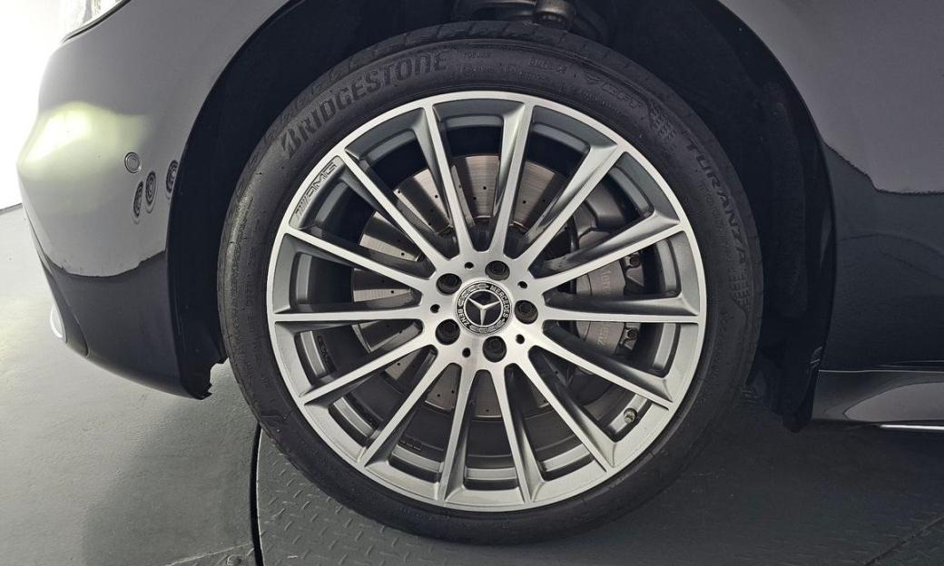 Mercedes-Benz S-Class S500L 4MATIC, 2022
