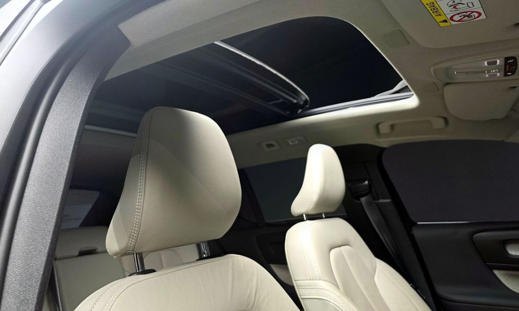 Volvo XC40 B4 Ultimate Bright, 2023